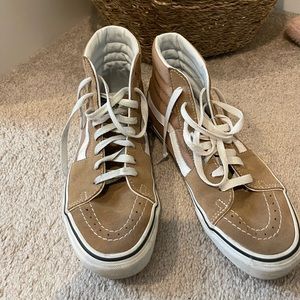 Tan Sk8-Hi Vans